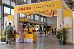 MR. DIY hari raya aidilfitri design reference with community aidilfitri welcome installation